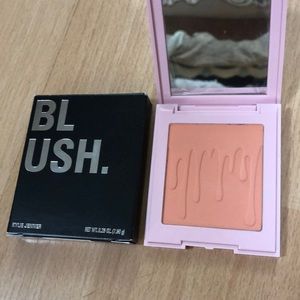 Kylie Cosmetics Blush in Kitten Baby